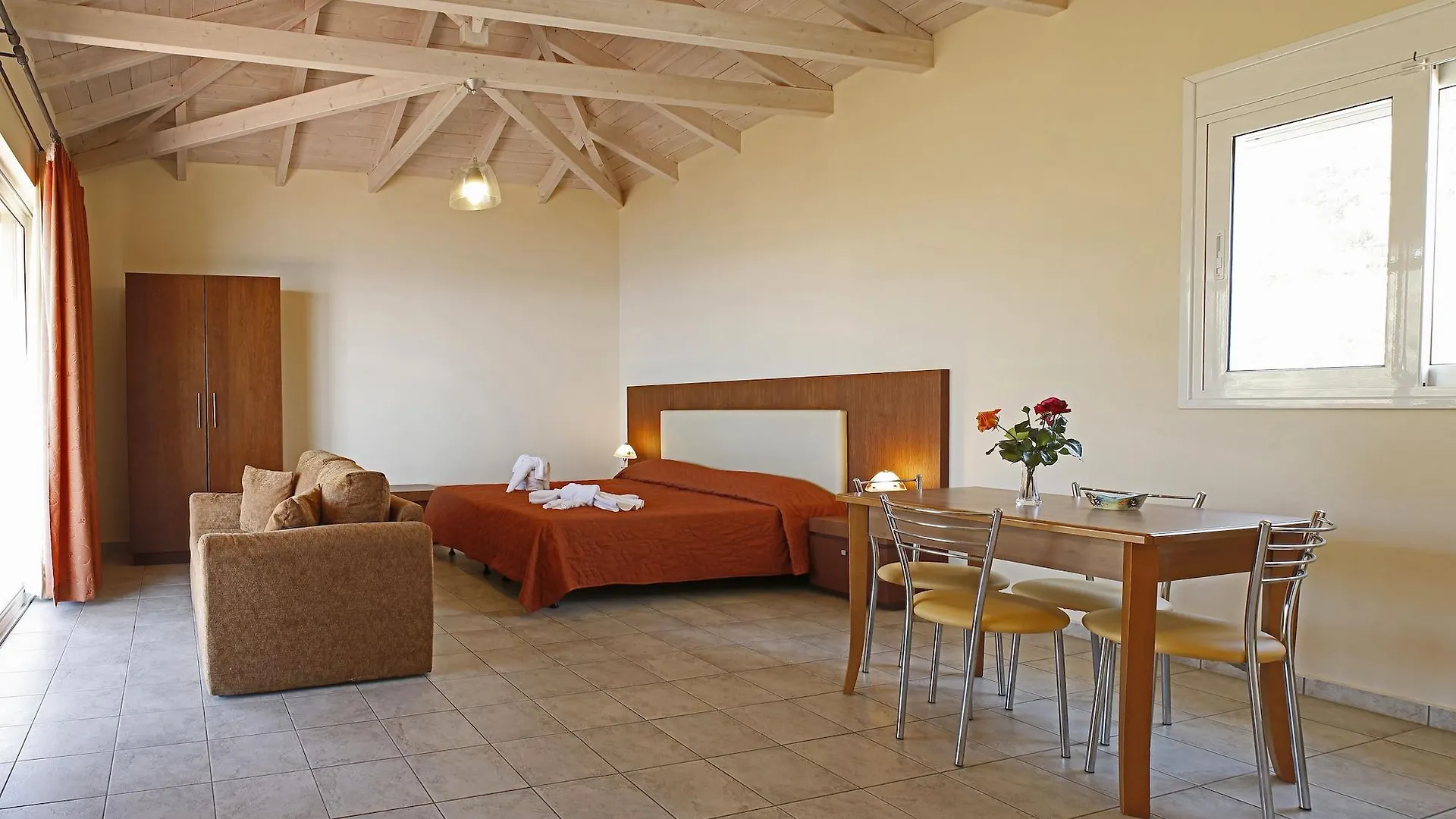 Asteris Hotel Skala  Ξενοδοχείο με διαμερίσματα Skala (Kefalonia)